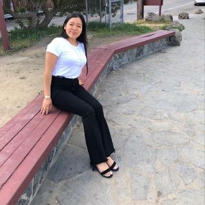 Meet your Posher, Evelyn